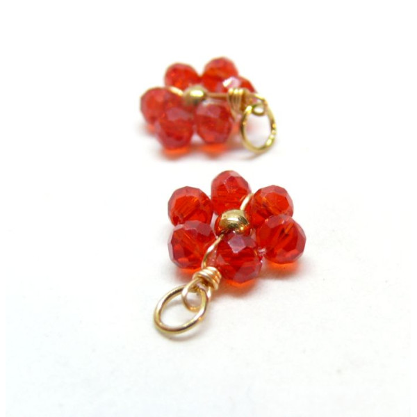 Pendentifs forme Fleur avec perles en verre Rouge,  Acier Inoxydable 304 finition Doré