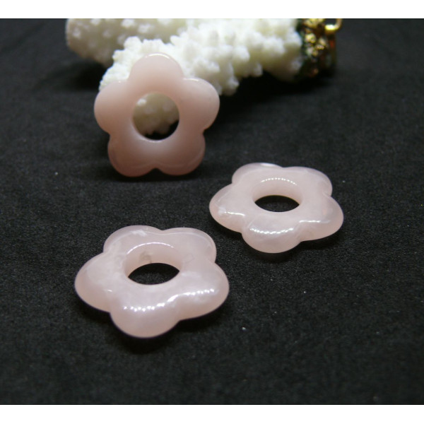 BU112410301022033687 REF 3 – Lot de 2 ou 4 Pendentifs Fleur Résine Acrylique 19mm – Marbré Rose Pâle