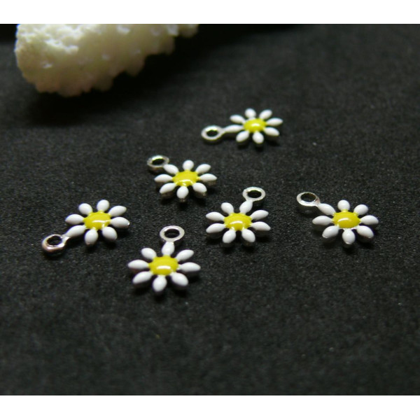Pendentifs Fleur Marguerite résine émaillé 7mm, Acier Inoxydable 304 finition Argenté