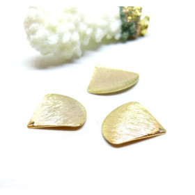 Pendentifs  texturés forme Géométrique  20.5mm, Laiton finition Doré à l'or fin 24K