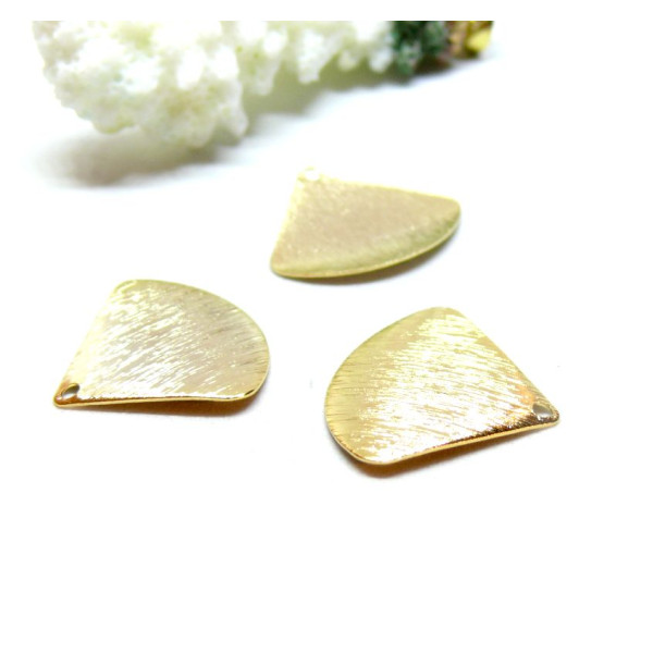 Pendentifs  texturés forme Géométrique  20.5mm, Laiton finition Doré à l'or fin 24K