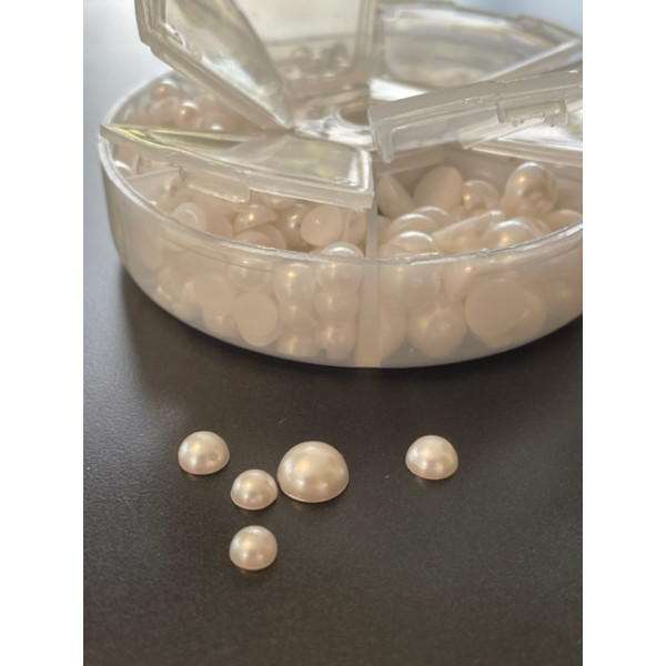 Cabochons demi perle nacré fond plat Blanc Nail Art 4 à 12mm