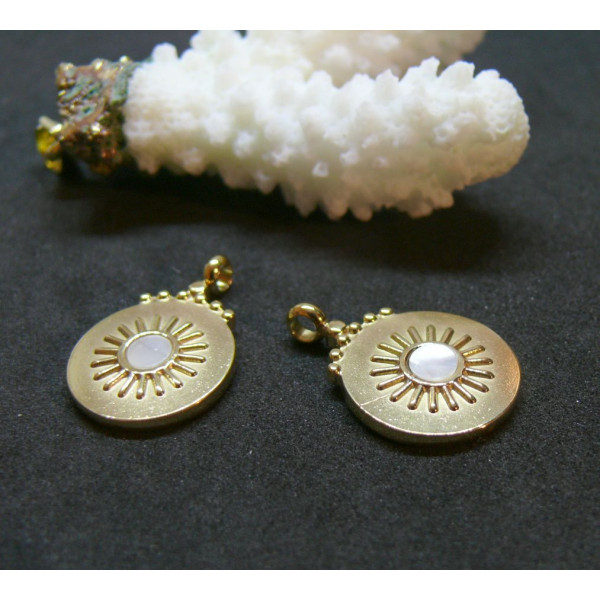 Pendentif avec Nacre 15mm Acier Inoxydable 304 finition Doré