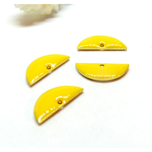 Sequins Médaillons Demi Cercle 18x8mm Résine Style Émaillé Jaune Canari