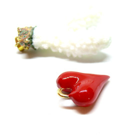 Pendentif Cœur Rouge 3D 28mm, Laiton avec résine émaillé, finition Doré à l'or fin 18K