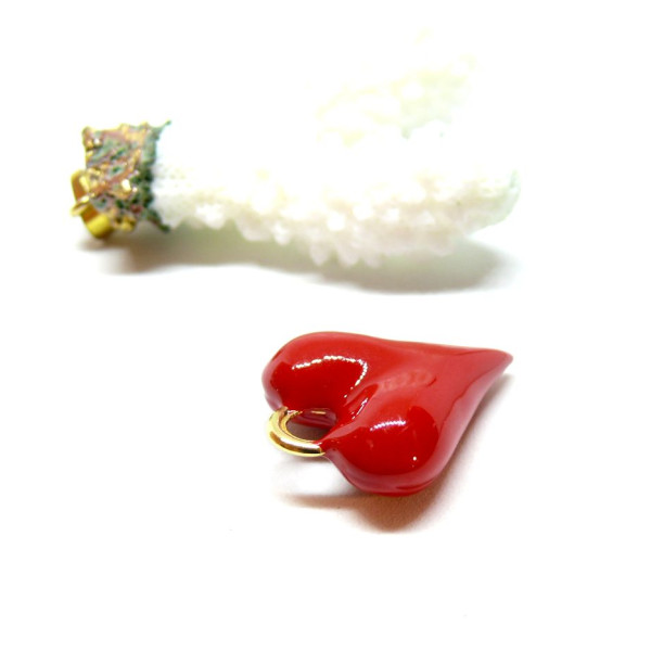 Pendentif Cœur Rouge 3D 28mm, Laiton avec résine émaillé, finition Doré à l'or fin 18K