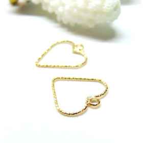 Pendentifs Coeur martelé 16, laiton finition Doré  à l'or fin 18K