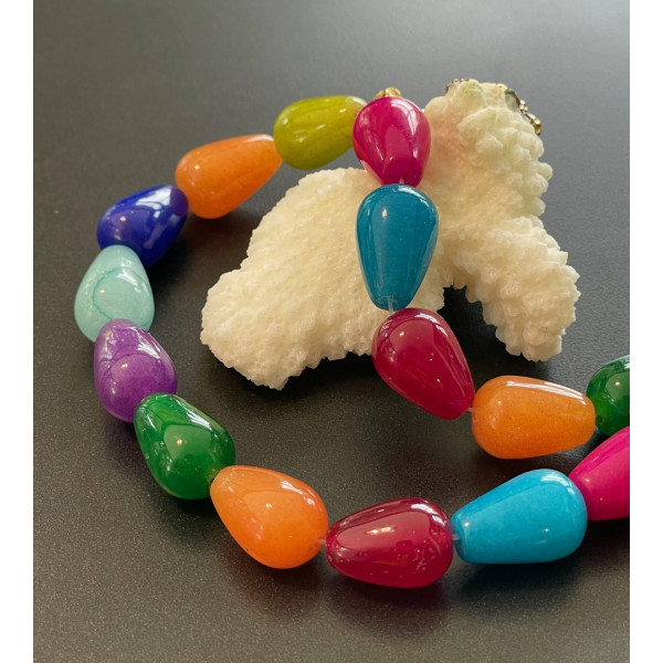 Perles intercalaire, jade teinté, forme géométrique, cônes 10 par 14mm, coloris Multicolores