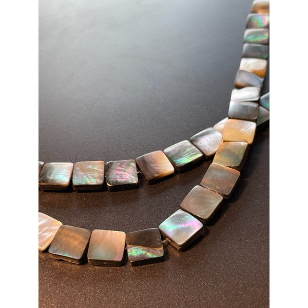 Perles de nacre véritable Grise , Carré Plat 10 par 3mm