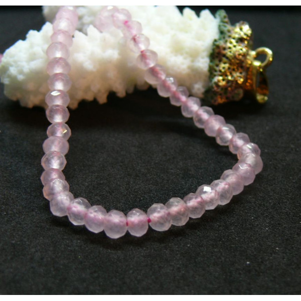 Perles, Rondelle facettée 2 par 4 mm, Jade Malaisienne Teintée, coloris 32