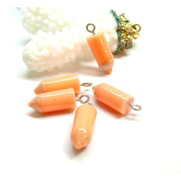 Pendentifs Crayons en résine 21mm, coloris Orange
