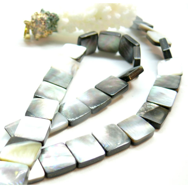 Perles de nacre véritable Grise , Carré Plat 10 par 3mm