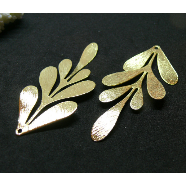 Pendentifs feuille texturée 62mm, Laiton Doré à l'or fin 18K
