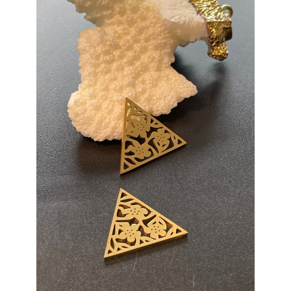Pendentifs Triangle avec Fleurs 20 mm – Acier Inoxydable 304 Doré