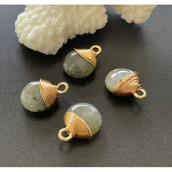 Pendentif 14mm labradorite avec métal finition Doré