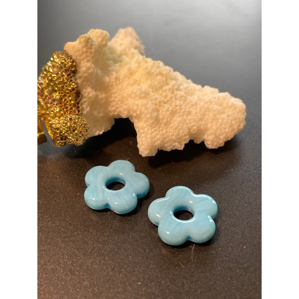 Pendentifs forme fleur 16mm, Verre coloris Bleu Ciel