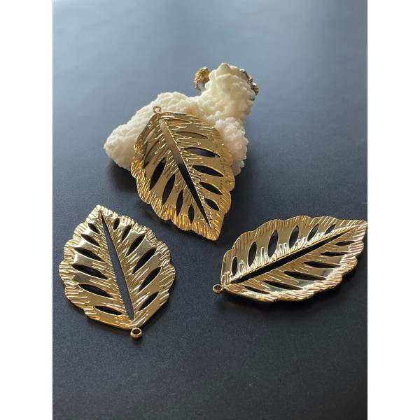 Pendentif Feuille 53mm, Acier Inoxydable finition Doré à l'or fin 18K