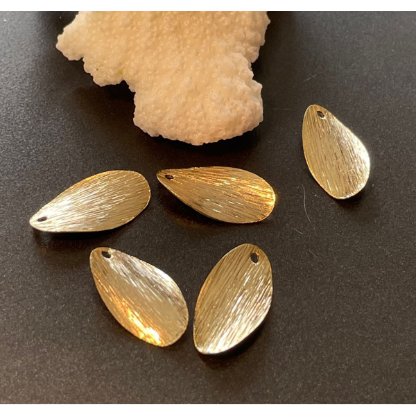 Pendentifs Pétale Texturées Brossées 18mm – Laiton Doré à l'or fin 24K