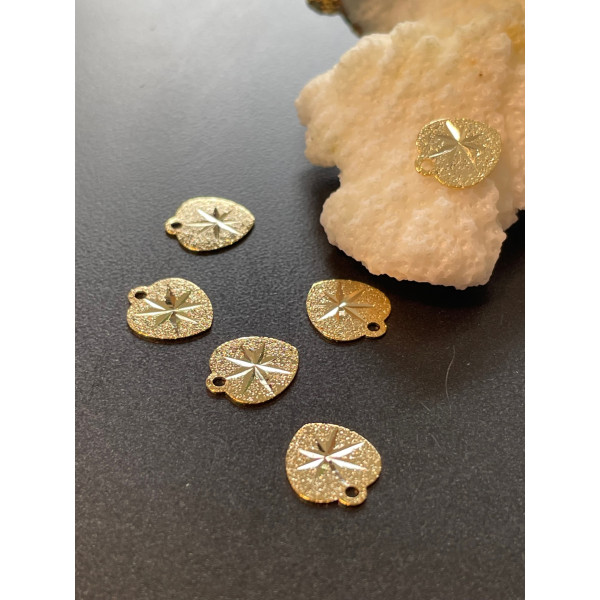 Estampes, pendentif Stardust, Poussière d'or, Coeur avec Etoile 10mm, Laiton finition Doré à l'or fin 24K