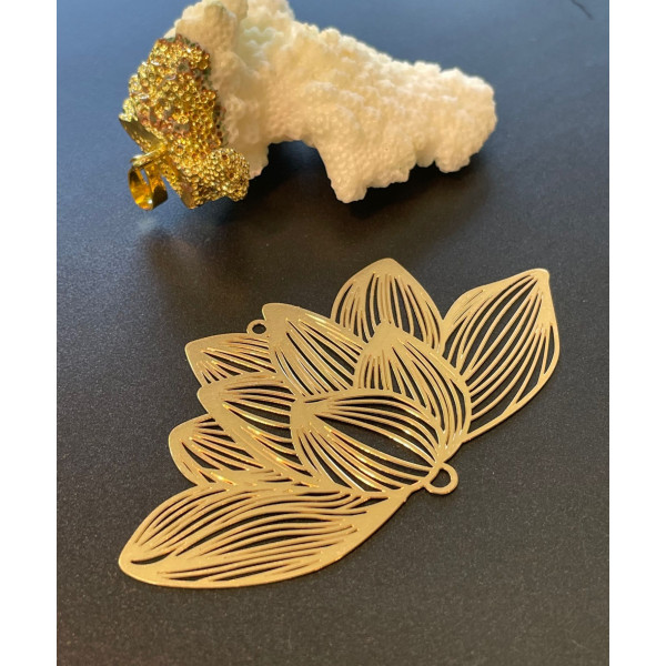 Estampes, connecteur filigrane, Fleur de Lotus 71mm, métal finition Doré