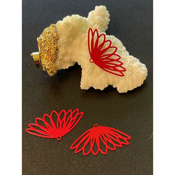 Estampes, pendentifs, Fleur 28 mm, métal coloris Rouge