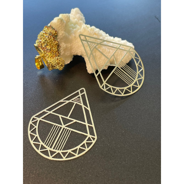 Estampes, pendentifs Goutte Art déco 44mm métal coloris Argenté