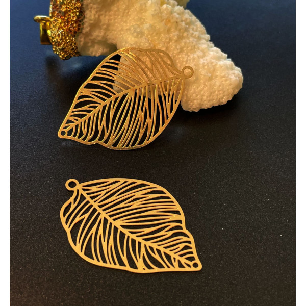 Estampes, pendentifs feuille 37mm, métal coloris DORE