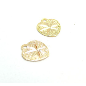 Estampes, pendentif Stardust, Poussière d'or, Coeur avec Etoile 10mm, Laiton finition Doré à l'or fin 24K