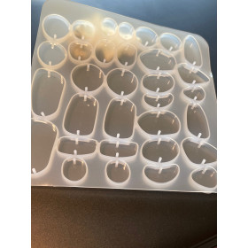 Moule en Silicone pour réaliser des Pendentifs et Boucles d'oreilles utilisation FIMO RESINE