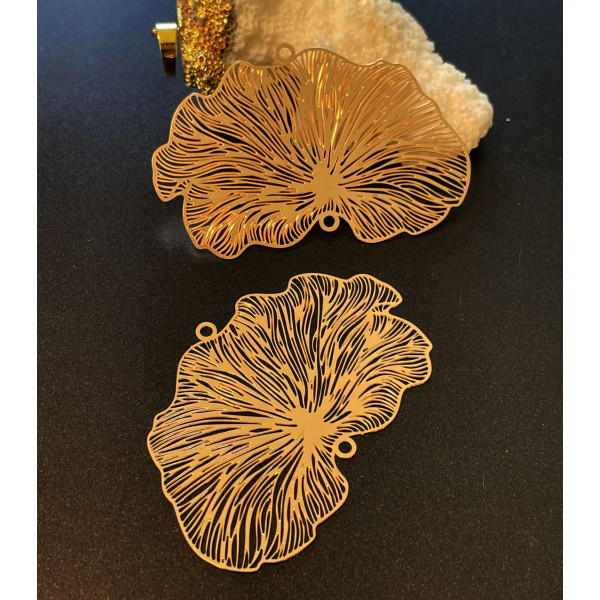 Estampes, pendentif, connecteur filigrane, Feuille de Lotus Yoga 50mm, couleur Doré