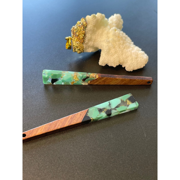 Pendentif Triangle en Bois et résine 70mm, Esprit vintage 1950