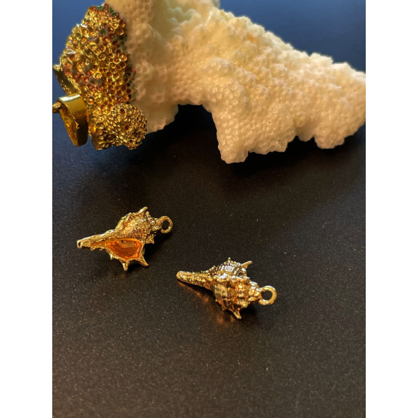 Pendentifs Coquillage 16mm, finition doré à l'or fin 18K