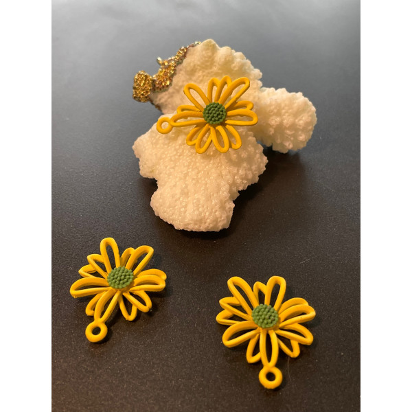 Pendentifs Fleur 20mm, Métal coloris JAUNE