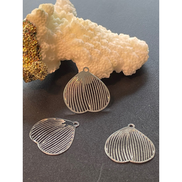 Estampes, pendentif filigrane, Pétale 17mm, Métal finition Argenté