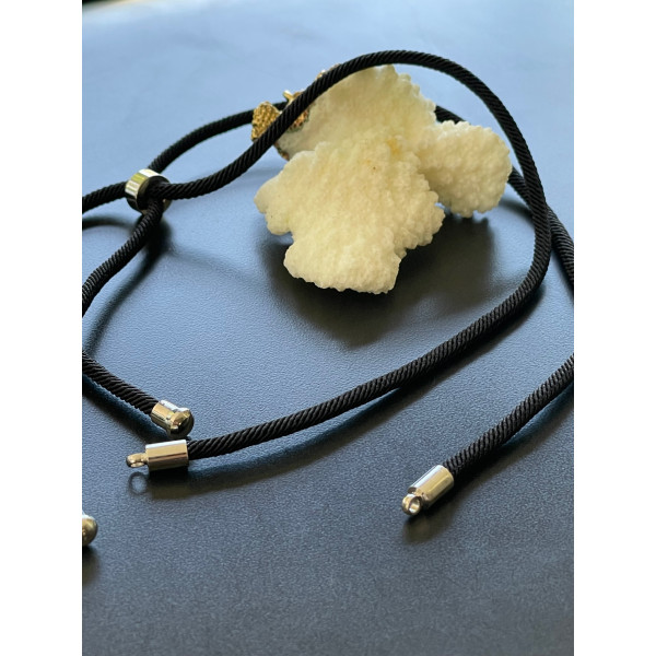 Support Collier Intercalaire, cordon Nylon, ajustable avec accroche Slide, Cuivre Argenté Coloris Noir