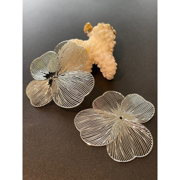 Estampes, pendentif Fleurs filigrane 39mm, couleur Argenté