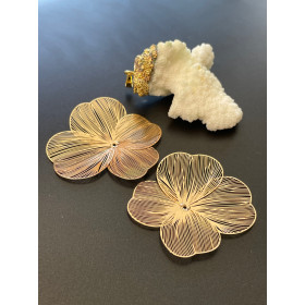 Estampes, pendentif Fleurs filigrane 36mm, couleur Doré