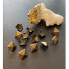 Lot de 50 Rivets Clous Pyramide Carrée 9mm à 2 Griffes – Métal Bronze