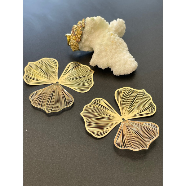 Estampes, pendentif Fleurs filigrane 50mm, couleur Doré