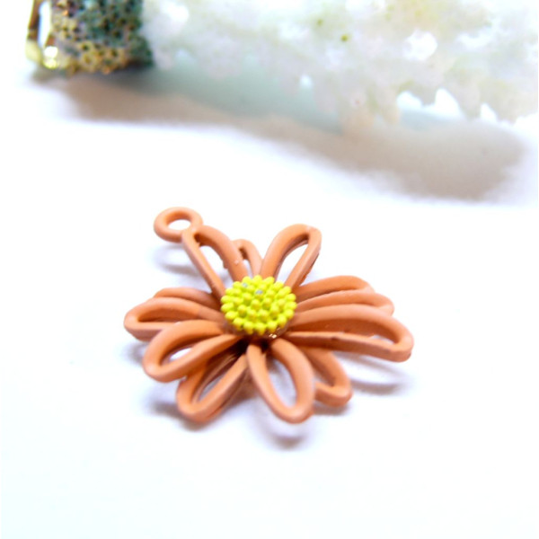 Pendentifs Fleur 20mm, Métal coloris ORANGE