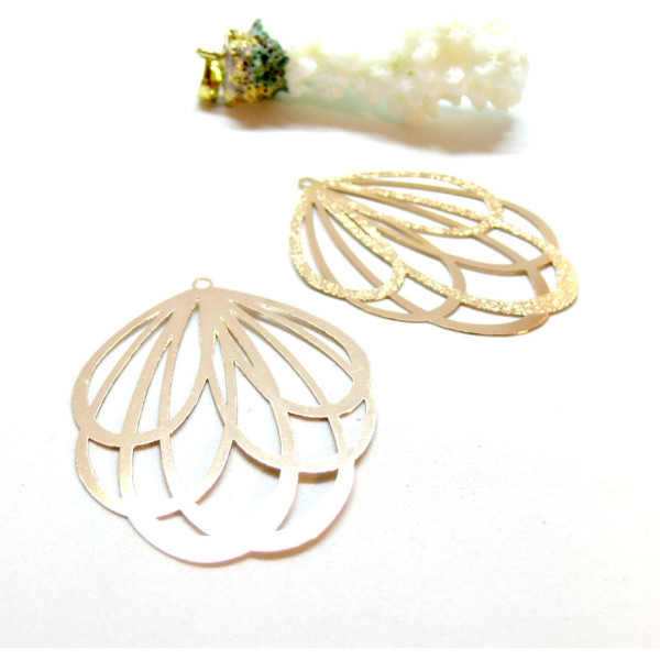 Estampes, pendentif Art Déco filigrane 47mm, couleur Doré