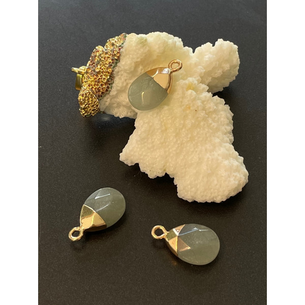 Pendentif 17mm, Aventurine à facette avec métal finition Doré