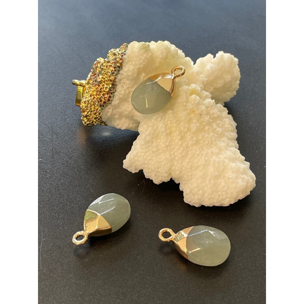 Pendentif 17mm, Aventurine à facette avec métal finition Doré
