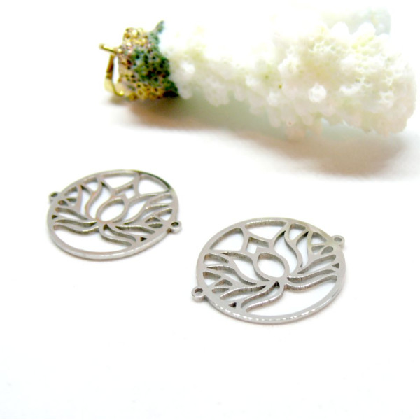 Connecteurs - Fleur de Lotus dans médaillon 20mm - en Acier Inoxydable 304  finition Argent Platine