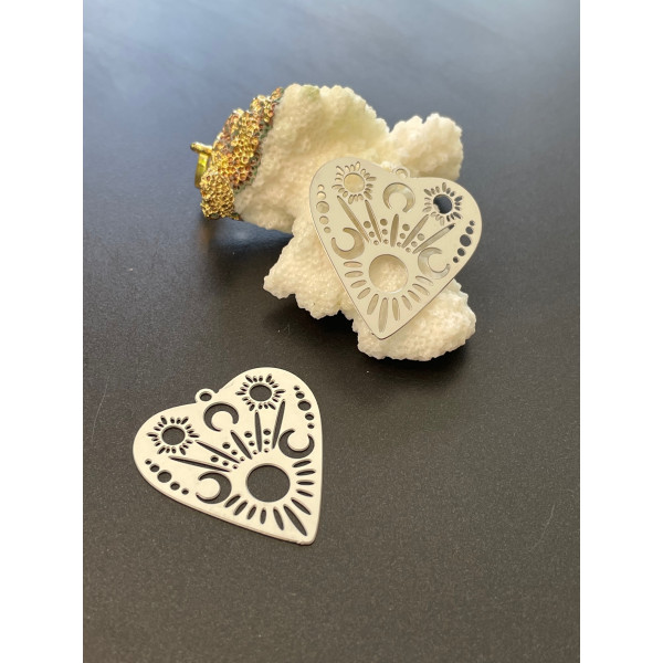 Estampes, pendentif filigrane Cœur 30mm, Acier Inoxydable 304 finition  Argent Platine