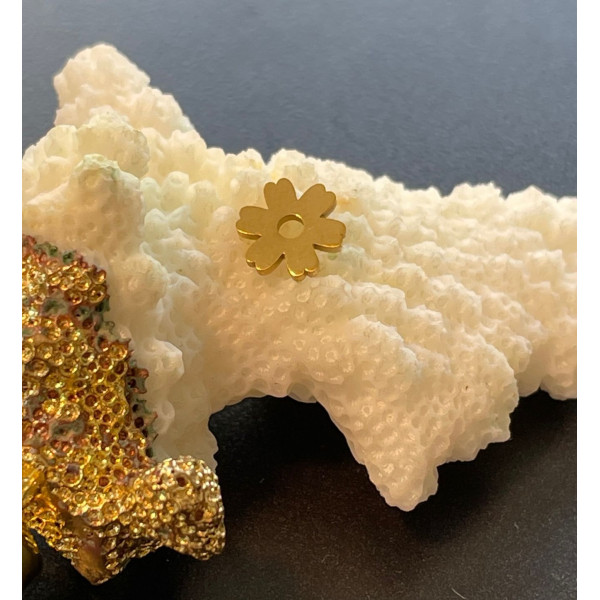 Pendentifs Fleurs 8mm, Acier Inoxydable 304, finition Doré 14K, PVD