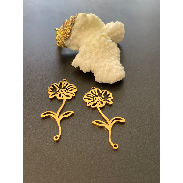 PS11903756 – Lot de 1 Connecteur Fleur du Mois d’Avril 43mm – Acier Inoxydable 304 Doré à l'or fin 18K