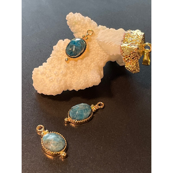 Pendentif Bohème chic, Apatite facettée 20.5mm,  Laiton finition Doré