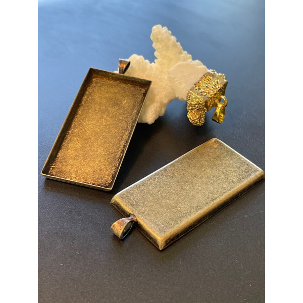 Supports de pendentif  Rectangle, avec attache triangle 25 par 50mm bord épais, Laiton finition Bronze