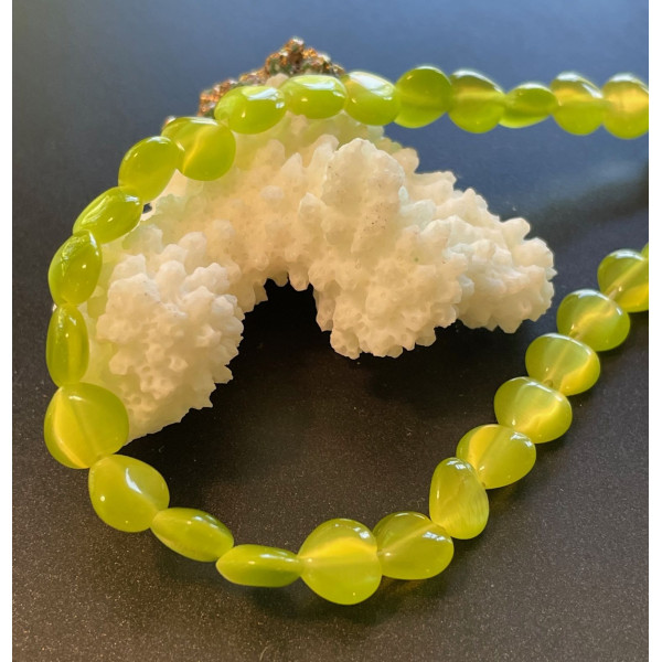 Perles Oeil de chat forme Coeur 8mm, coloris  Jaune vert Anis